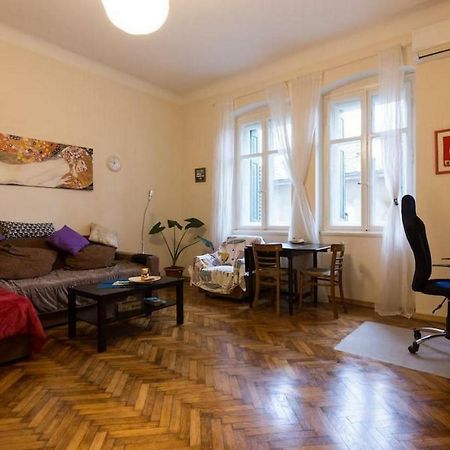 Central, Fully Equipped 2 Bedroom Flat Рієка Екстер'єр фото