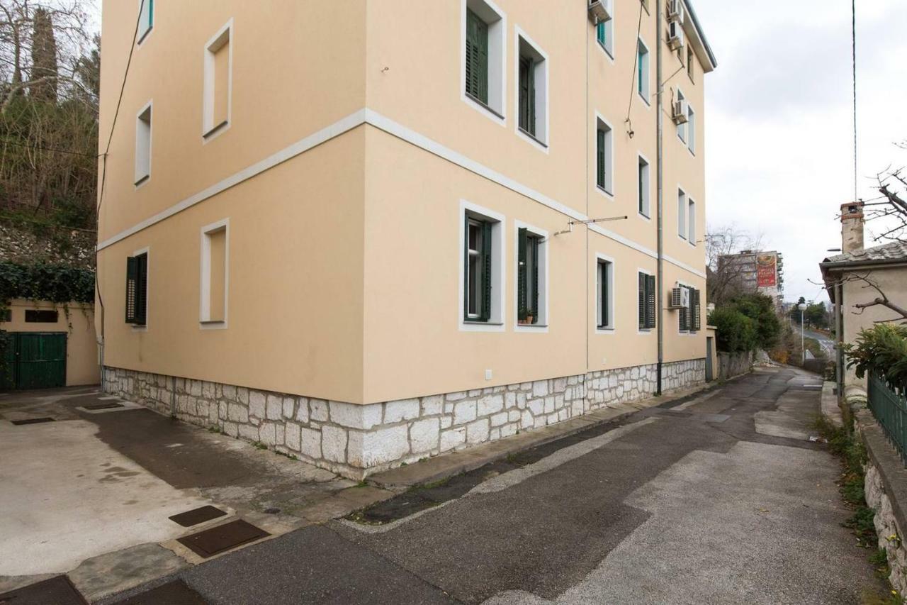 Central, Fully Equipped 2 Bedroom Flat Рієка Екстер'єр фото